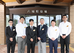 八峰町様